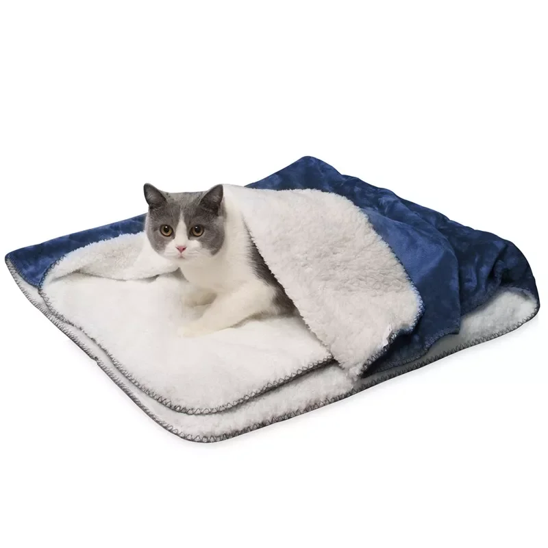 

2023NEW Waterproof Pet Mat Berber Fleece Pets Sofa Bed Blanket Portable Travel Car Flannel Warm Rest Pad for Dogs Cats