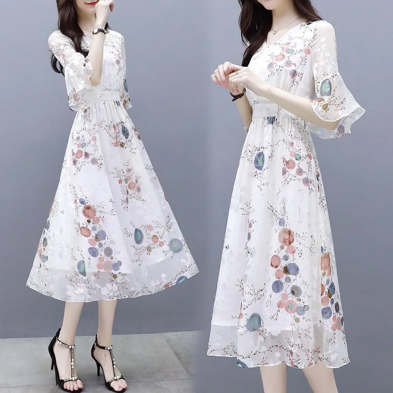 

Chiffon dress goddess Fan Xia Zhuang 2023 new dress Super Xiansen is a slim temperament long skirt with waist.