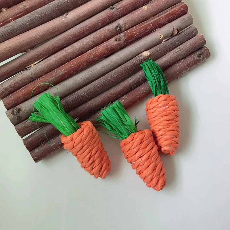 

3Pcs Hamster Rabbit Chew Toy Bite Grind Teeth Toys Corn Carrot For Guinea Pig Rat Chinchilla Tooth Cleaning Molar Accessories