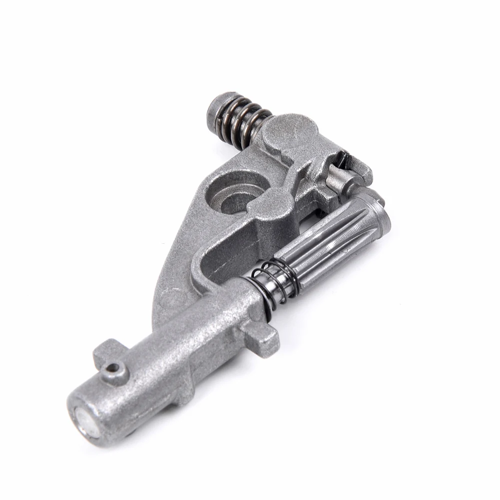 

Detachable Handheld Oil Pump For Husqvarna 455 460 357 359 455E 357XP 359 EPA 455 Rancher Chainsaw Accessories