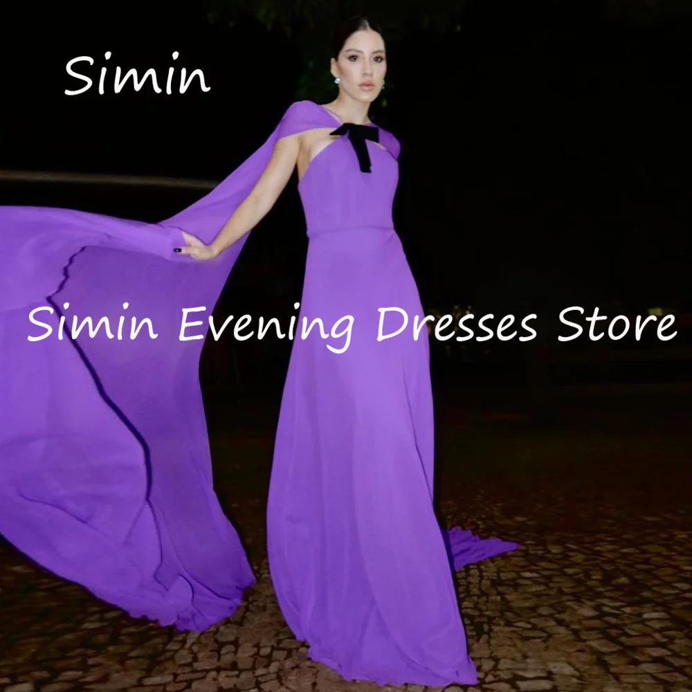 

Шифоновое платье-трапеция с круглым вырезом и оборками