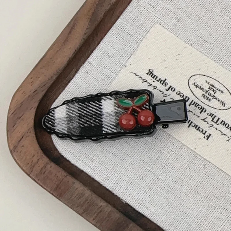 Заколка для волос в клетку Cherry Flat No Crease женщин и девочек милое украшение боковая