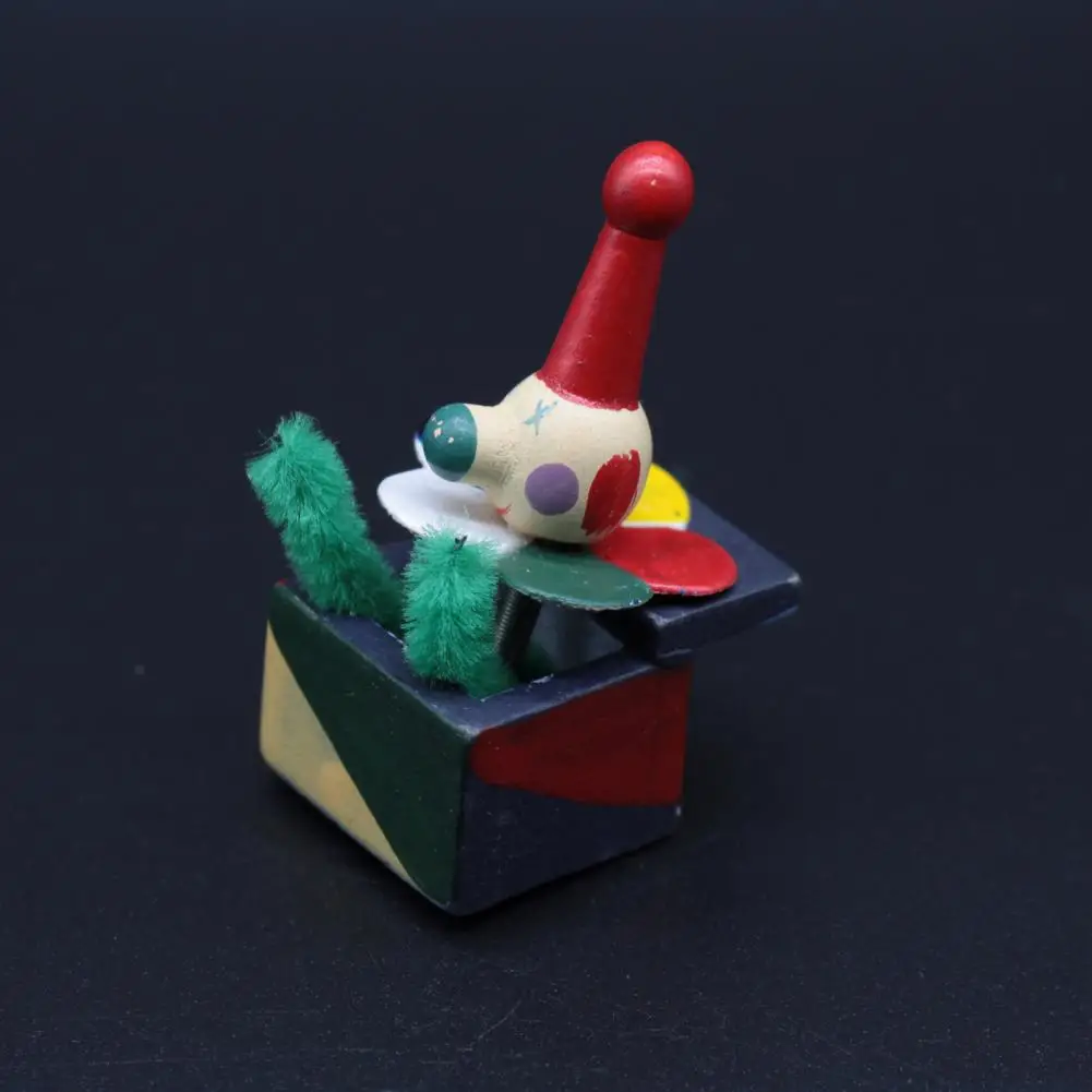 

Wood Creative Simulation Pretend Clown Toy Model Craft Dollhouse Clown Toy Vivid for Decoration