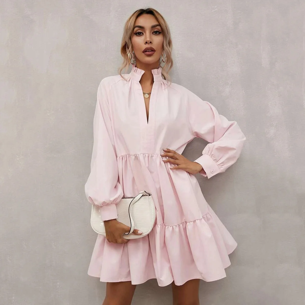 Купи Women Dresses Autumn Winter New Solid Mini Dress Loose Flare Sleeve V Neck Pleated Skirt Elegant Party Clothes Sexy Female Dress за 1,085 рублей в магазине AliExpress