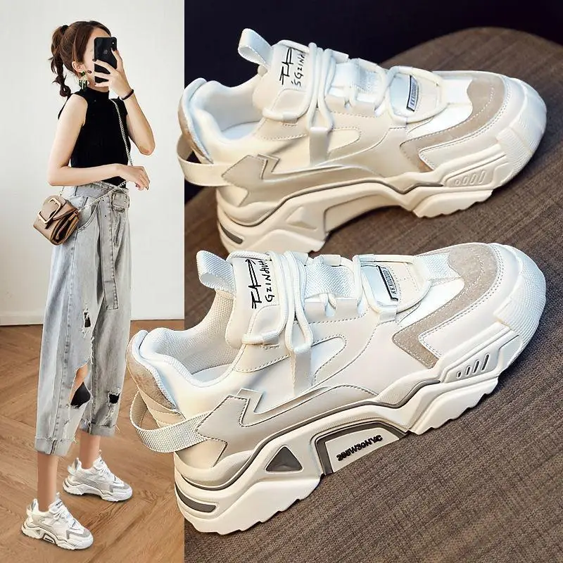 spring of 2023 the new small white shoes, thick soled leisure sports shoes, women shoes and flat shoes.