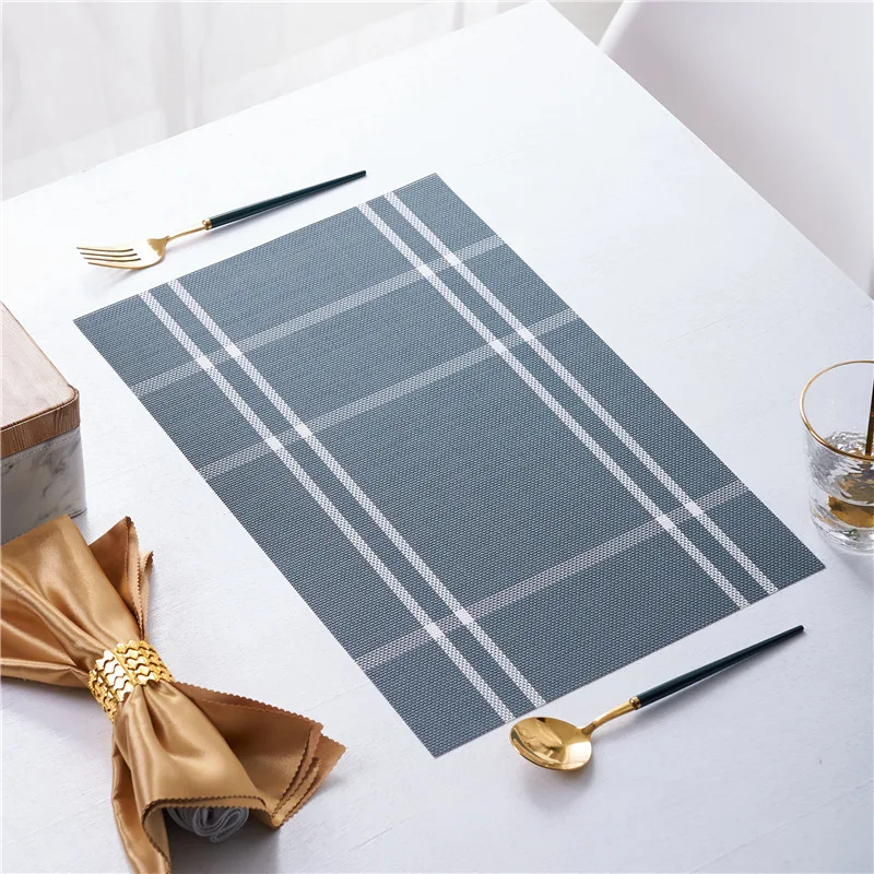 

Placemats,18 x12 Inches Plastic Placemats Washable Easy to Clean Table Mats Woven Vinyl Placemats for Dining Table Set of 4