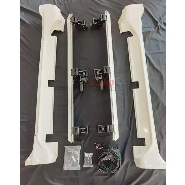 Новая автоматическая боковая ступенька для Toyotal Land Cruiser 300 2024. Электрическая