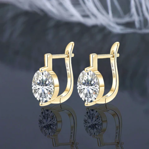 Серьги-кольца IOGOU из серебра 925 с муассанитом