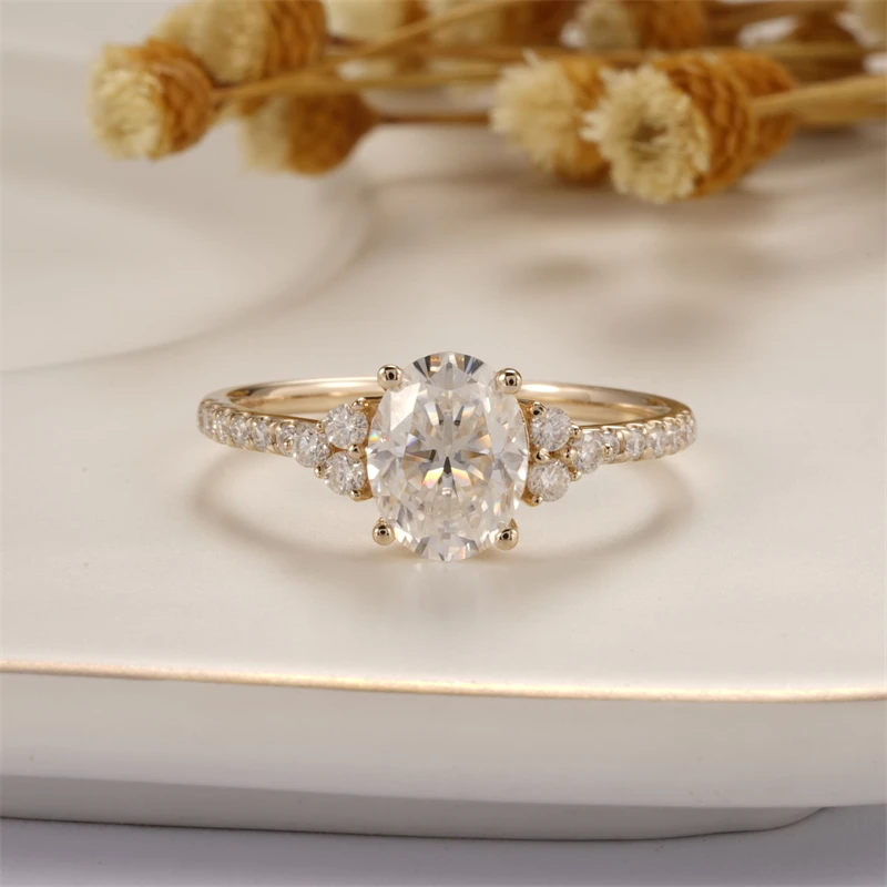 Женское кольцо из жёлтого золота 6 х8 мм 585 карат