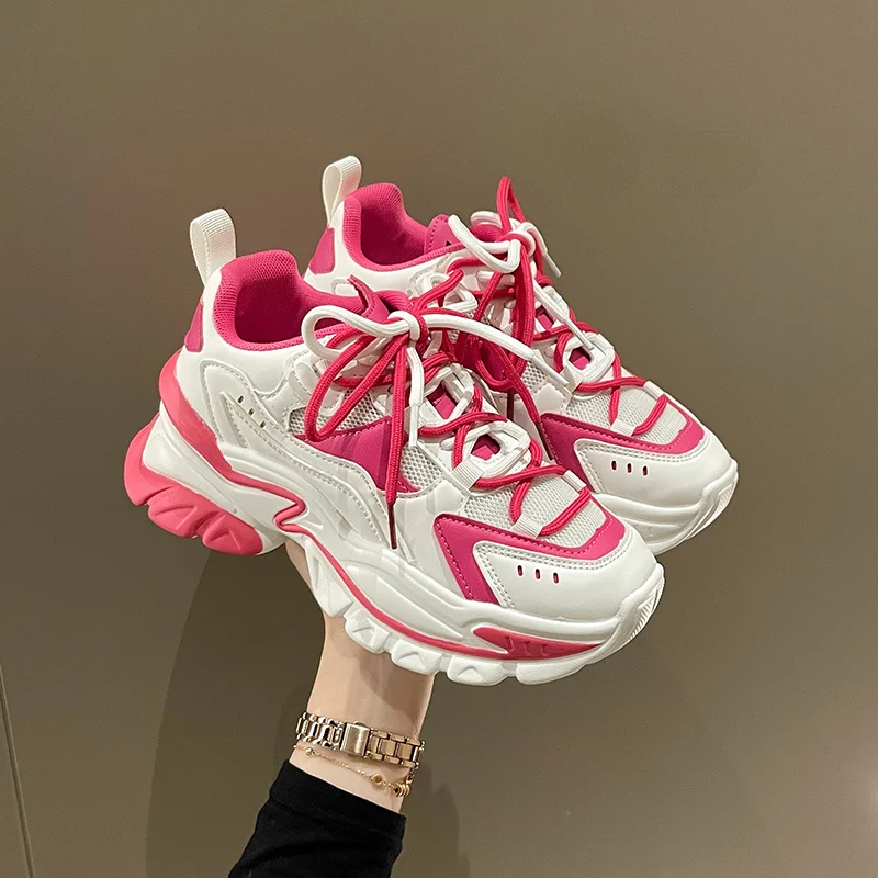 

Женские кроссовки, новинка 2022, Модные женские кроссовки на платформе, милая розовая Повседневная Обувь На Шнуровке Для Девочек, женские тен...