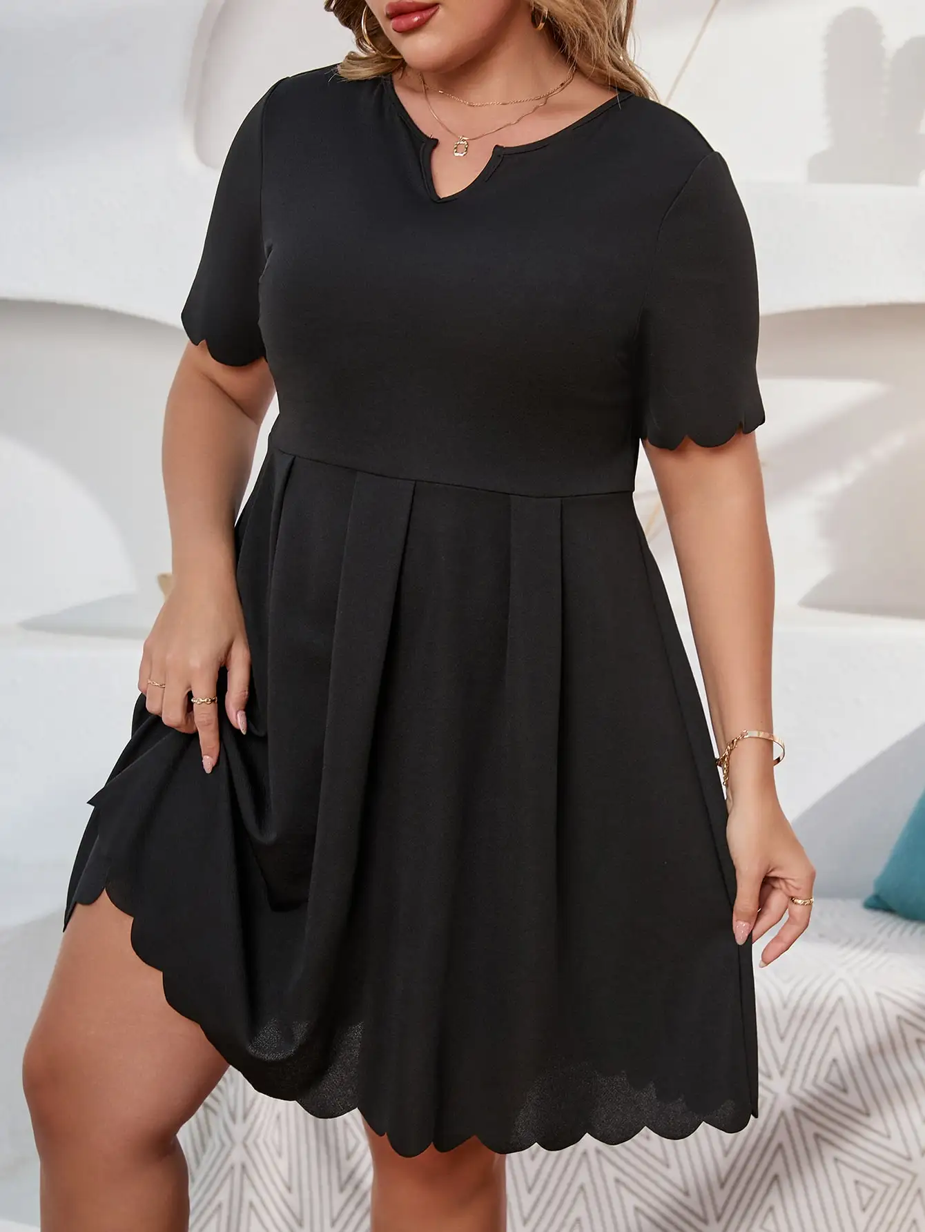 Рисунок 5 - Повседневные однотонные женские