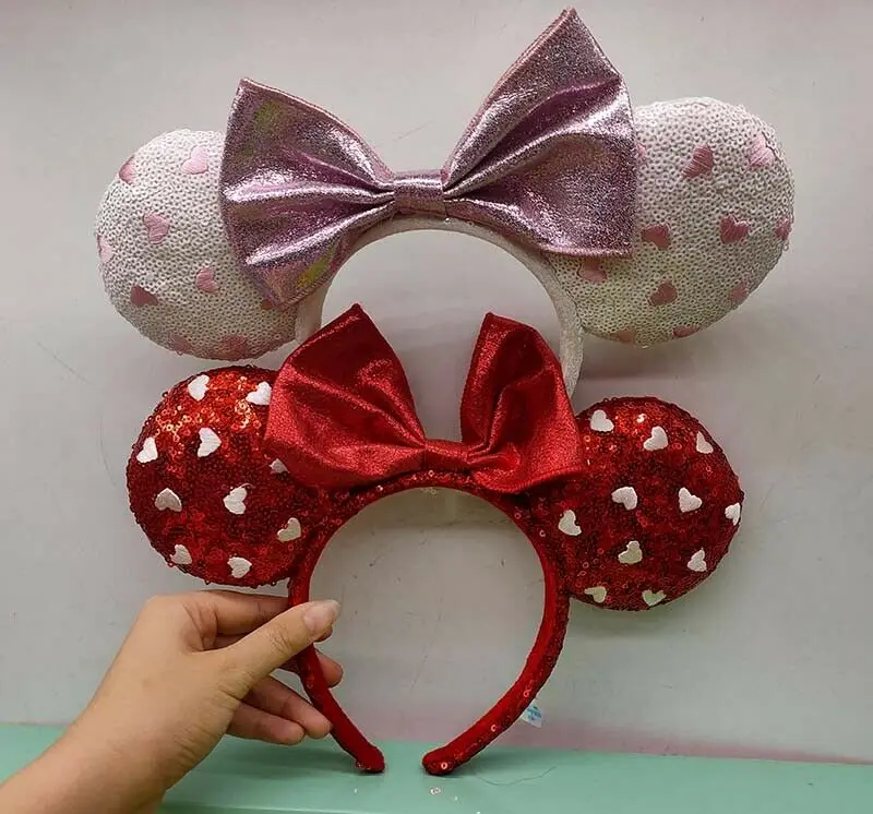 

Disney Parks 2020 Minnie Ears Red White Heart Bow Disneyland Headband 2pcs