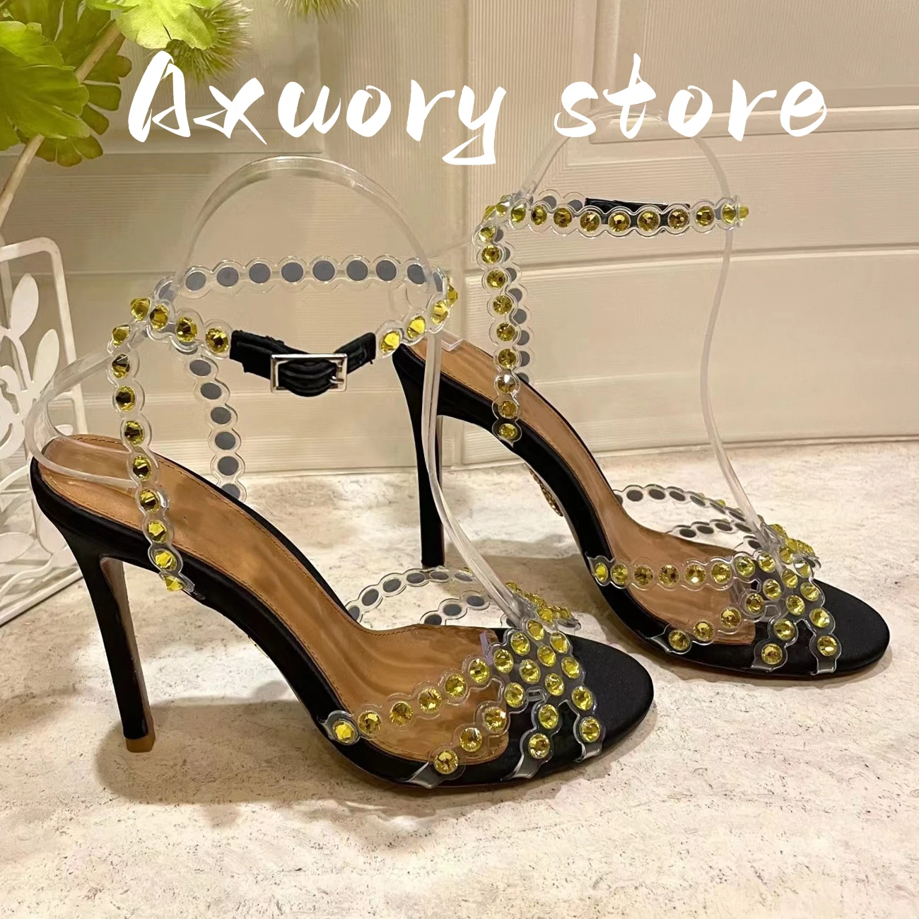 2023 New Women Sexy Peep Toe Party Sandals Round Strap Modern Sandals Women Transparent Buckle High Heels Sandals