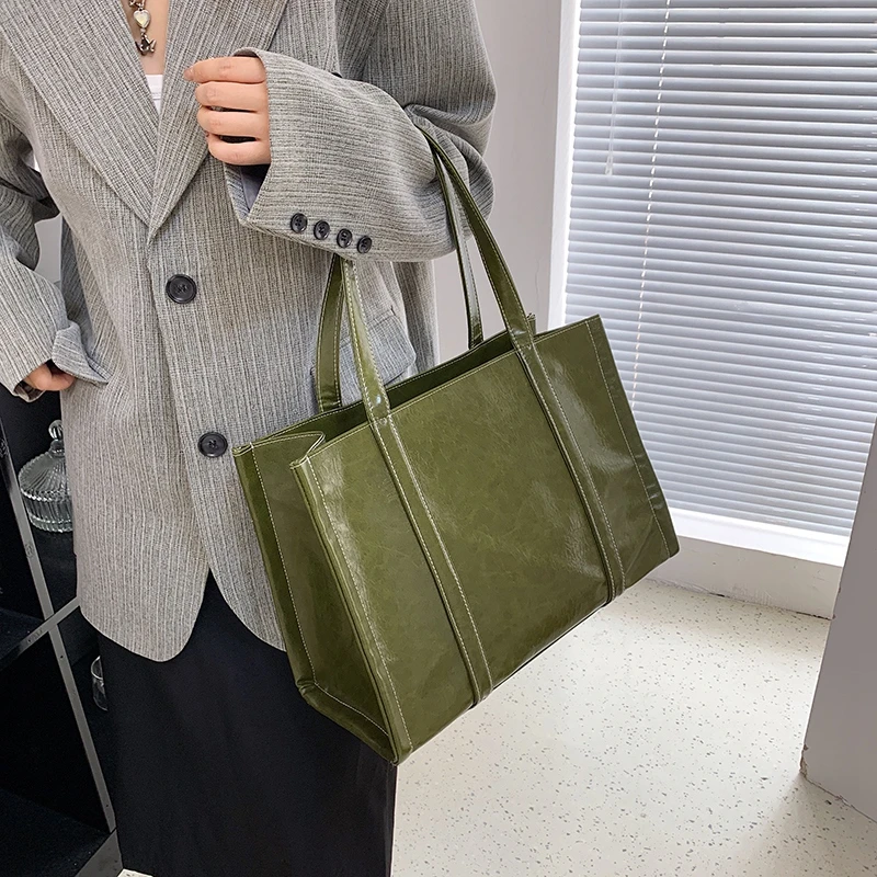 2023 Summer New Tide Women's Bag Solid Color Handbag Hong Kong Style Retro Oil Leather Shoulder Bag Simple Atmospheri Sac A Main