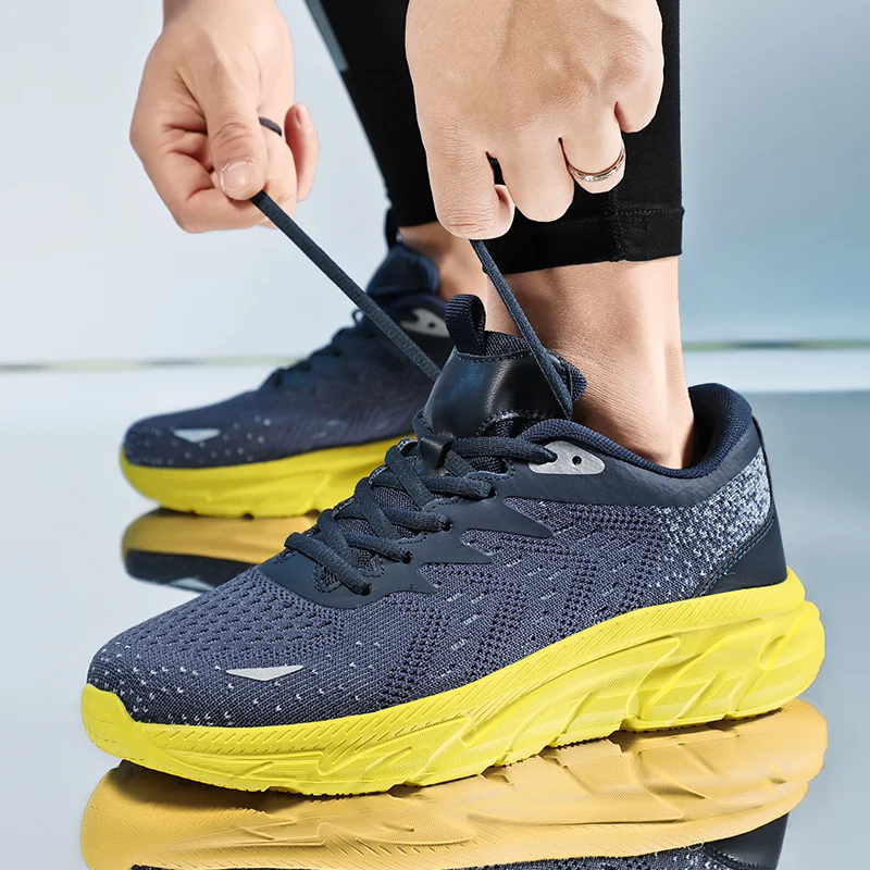 New Running Shoes for Men Athletic Training Sports Shoes Light Breathable Outdoor Road Shoes Non-slip Man Walking Jogging Shoes