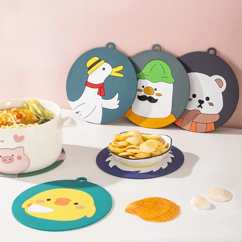 

Cartoon Insulation Pad High Temperature Resistant Household Casserole Pad Dish Coaster Silicone Anti-scalding Pad Table Mat