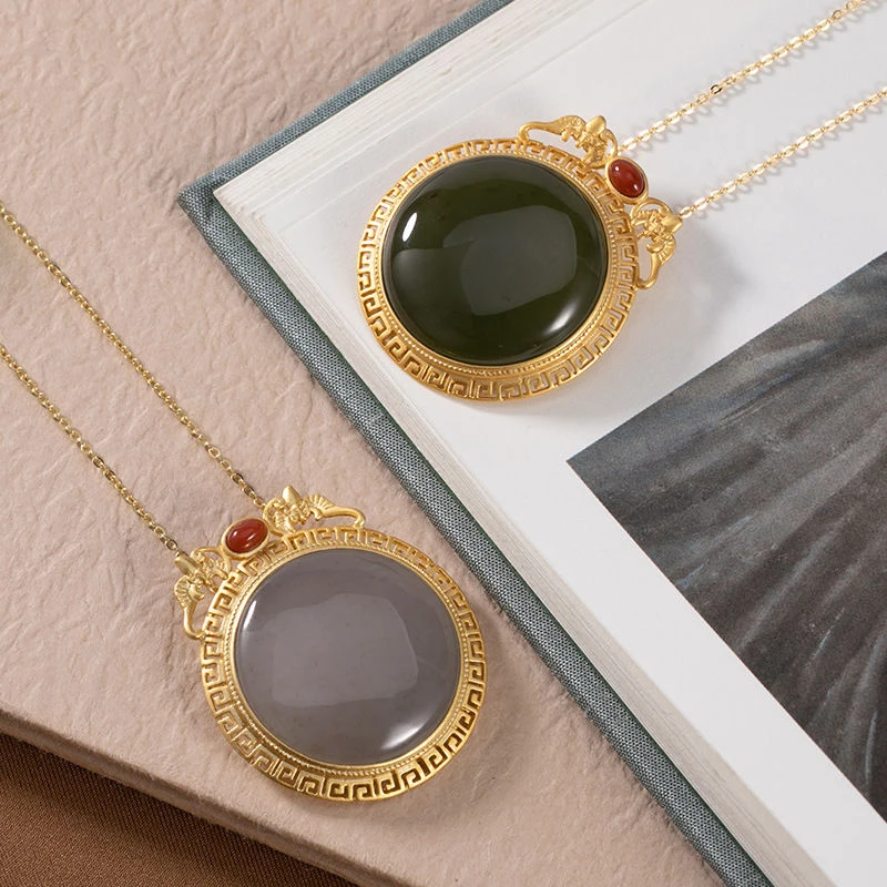 

Original Design Natural Hetian Purple Jade/Emerald Pendant Necklace Light Luxury Noble Ladies Jewelry Vintage Gold Bat Jewelry