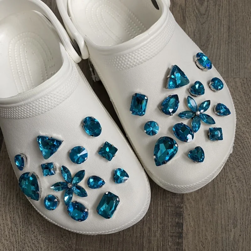 Trendy Rhinestone Croc Charms Designer Diy Quality Women Shoes Charms For Jibs Anime Chain Clogs Buckle Kids Boys Girls Gifts