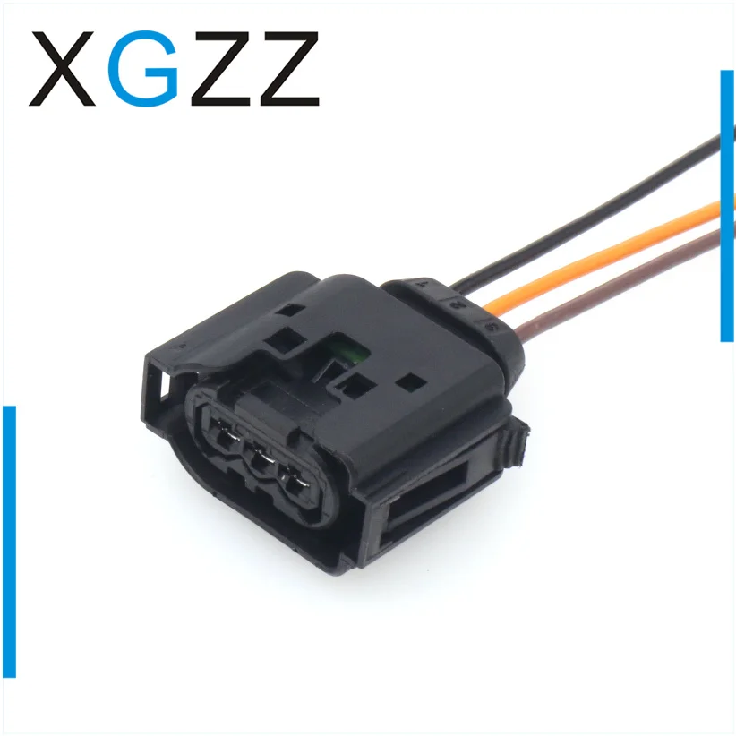 

Подходит для жгута вилок катушки зажигания высокого напряжения BMW Changan. 09441351 автомобильный разъем