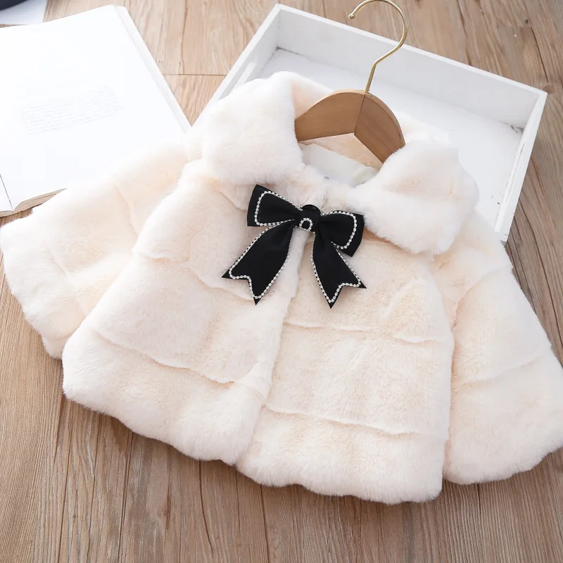 Купи Baby Girl Clothes 2022 New Jacket For Kids Winter Clothing Children Thicken Bow Coat Fashion Turn Down Collar Coat 1-5 Years Old за 720 рублей в магазине AliExpress