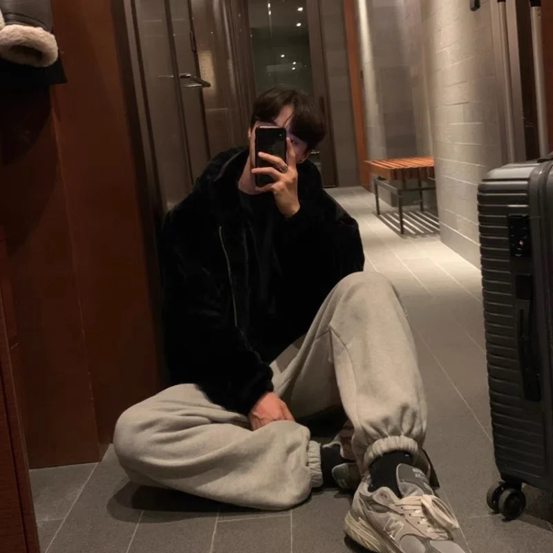 Winter Jacket Men Warm Fashion Thickened Plush Hooded Jacket Men Streetwear Korean Loose Thick Short Coat Mens Parker Clothes