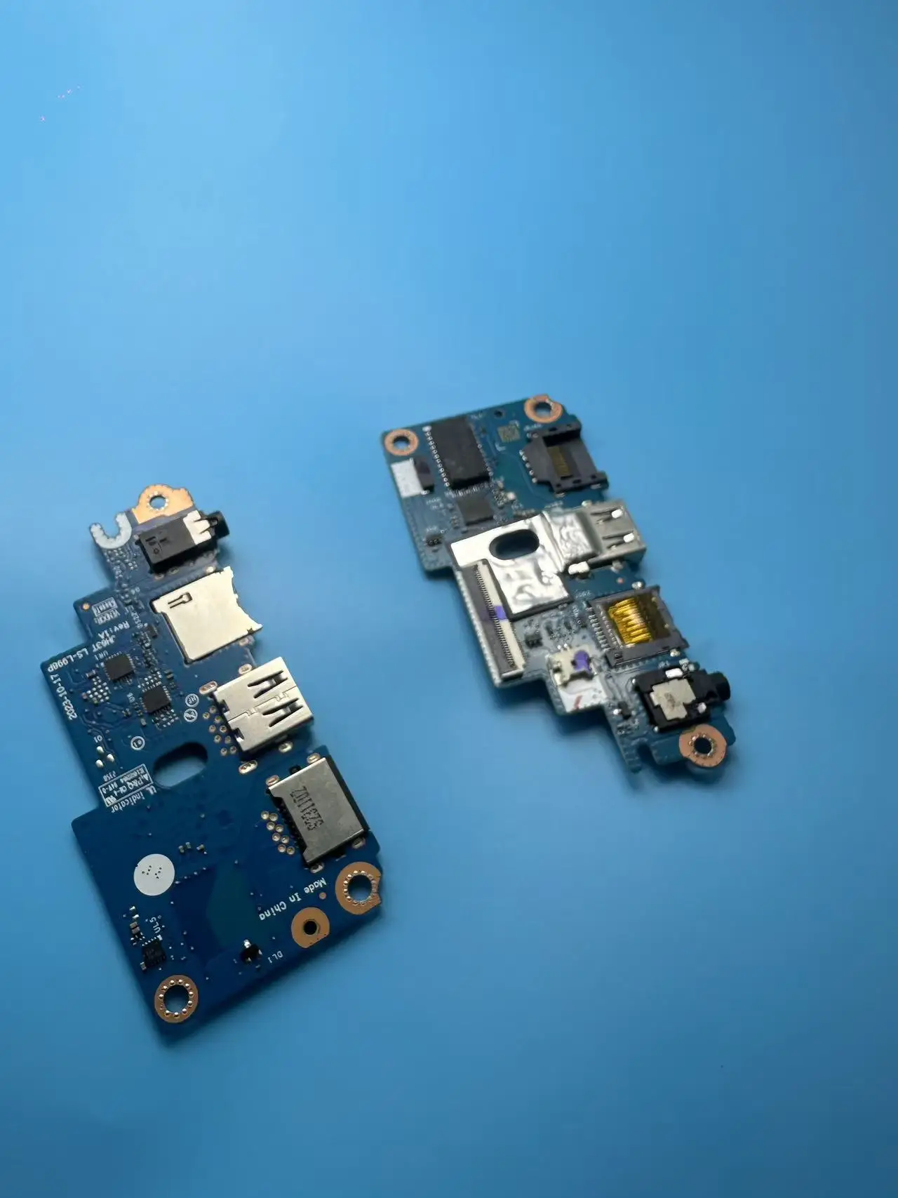Фото Плата USB для Acer Predator 2024 PHN16-72, аудиопорт, N23C1, функциональная №5