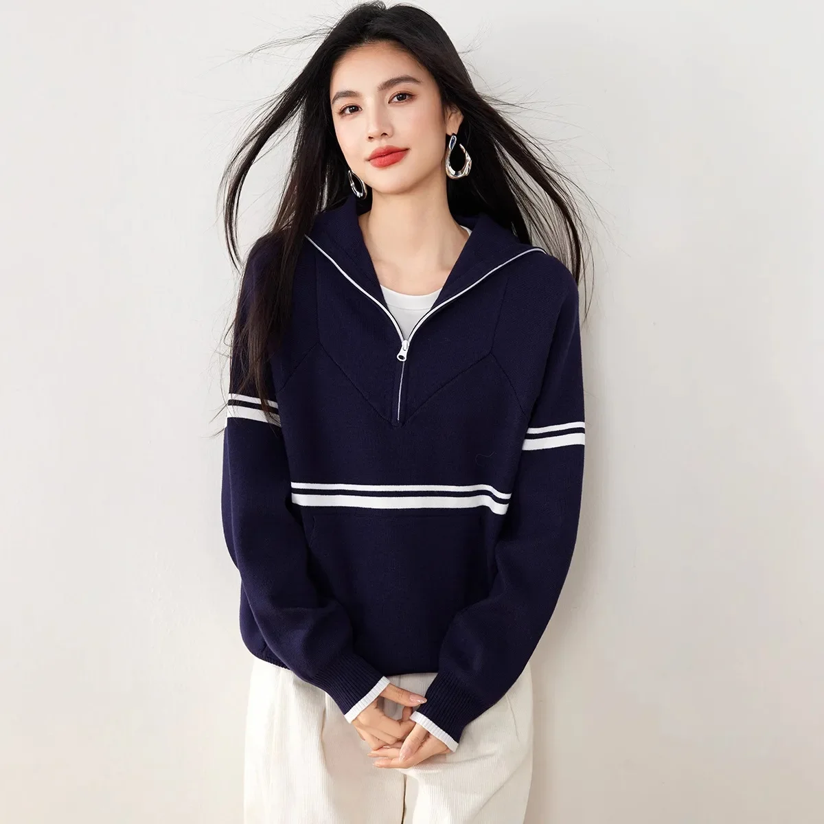 Осень/зима 2023 новый винтажный темно-синий стиль полосатый вязаный топ с