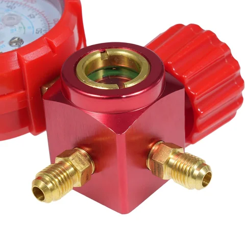 Обслуживание автомобильного кондиционирования, красный однометровый клапан высокого давления, простое соединение для устранения проблем.