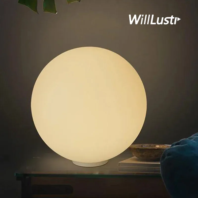 Настольная лампа willlustr LED Round Ball