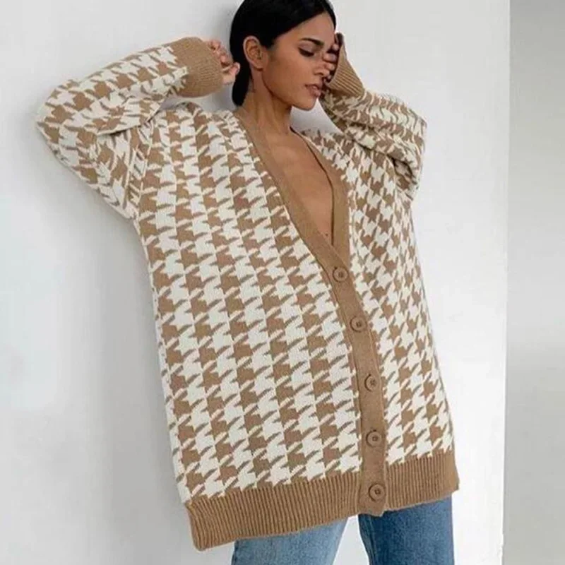 Рисунок 3 - Женский однобортный трикотажный