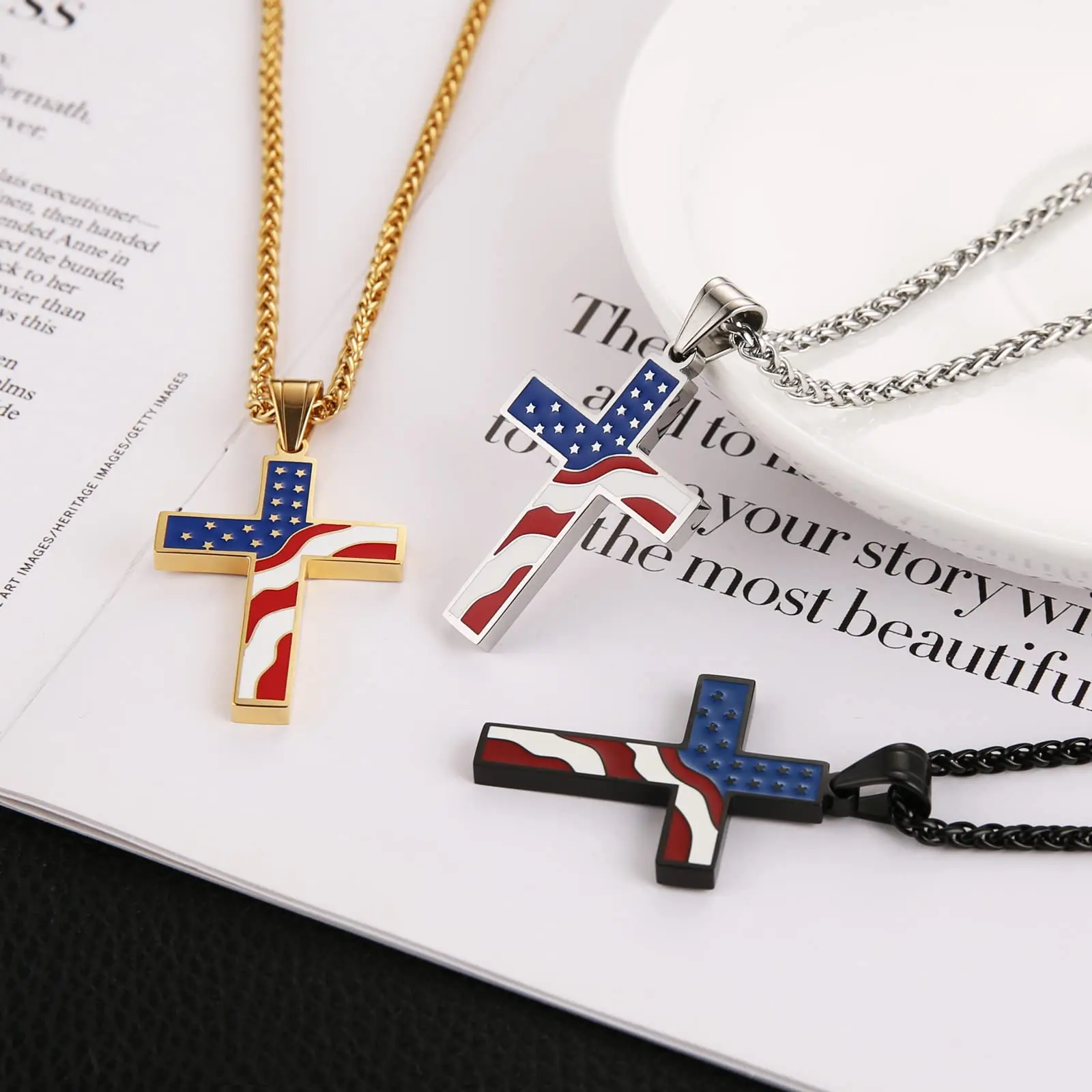 

HZMAN American Flag Patriotic Cross Necklace for Men Boy Army Stainless Steel Religious Fashion Pendant with Chain Jewelry Gift