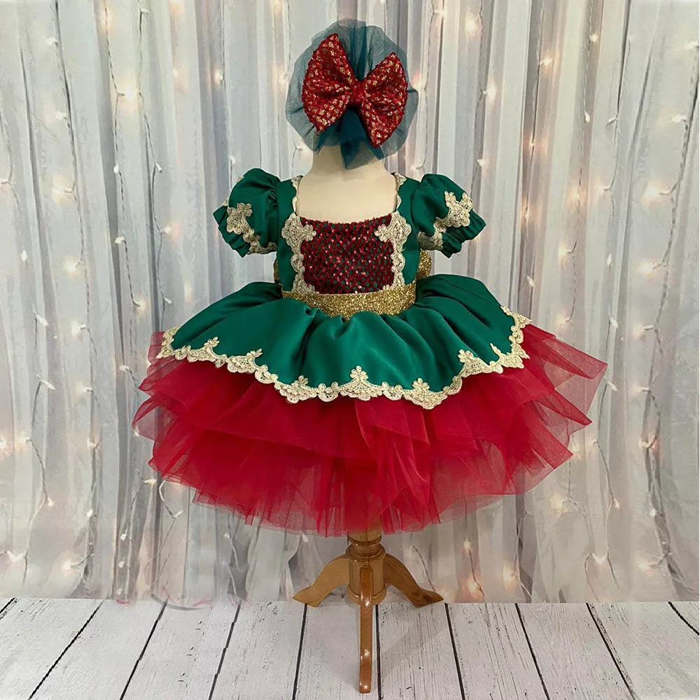 

Green Flower Girls Dresses 2023 Square Collar Short Sleeves A-Line Kids Wedding Party Dress Applique Puffy Girl Princess Gowns