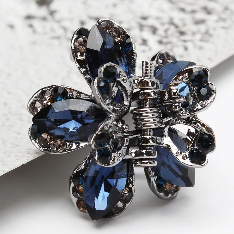 

Korean Hair Claws Female Vintage Hair Jewelry Charm Big Rhinestone Crystal Crab Clip Wedding Hair Accessories