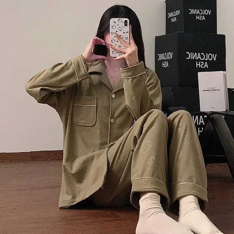 2024 Autumn Winter New Style Velvet Soft Fit Jacquard Sleepwear Women's Warm Home Clothes Wholesale Supplies Cozy Pajamas Set