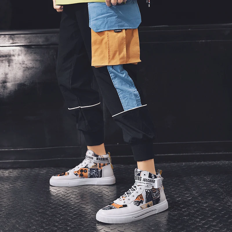 2022 Hot Men High top Skateboard Shoes Designer Letter Printed Sports Shoes Men Couple Streetwear Hip Hop Sneakers Men Trainers