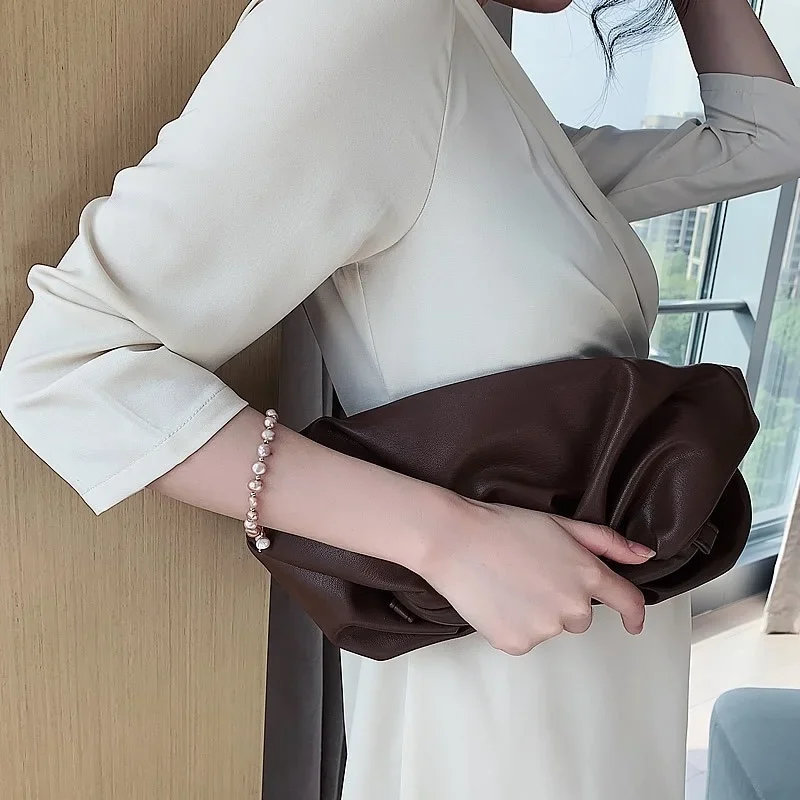 Женский жемчужный браслет в стиле барокко элегантный простой дизайн