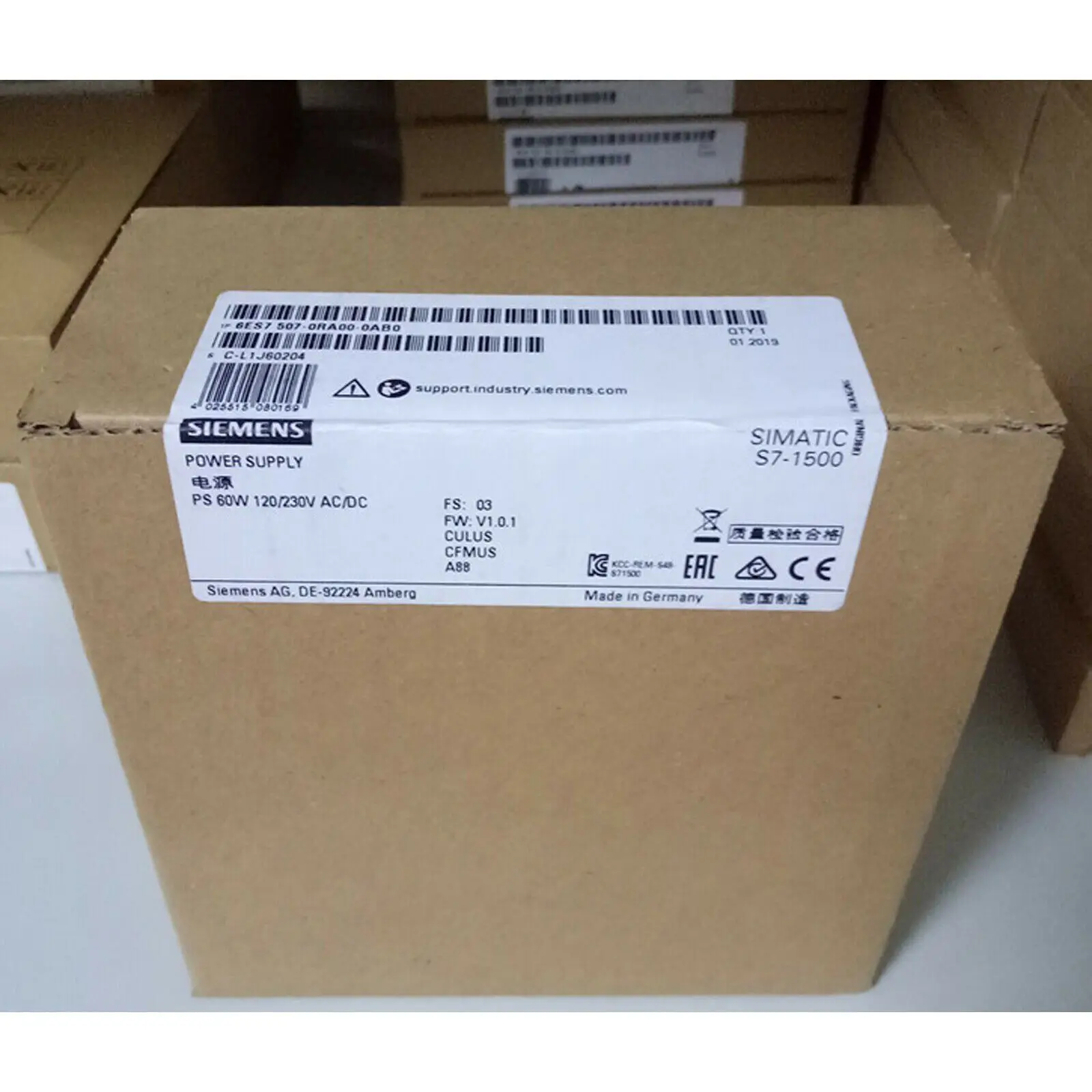 

Совершенно новый Siemens 6ES7507-0RA00-0AB0 6ES7507-0RA00-0AB0