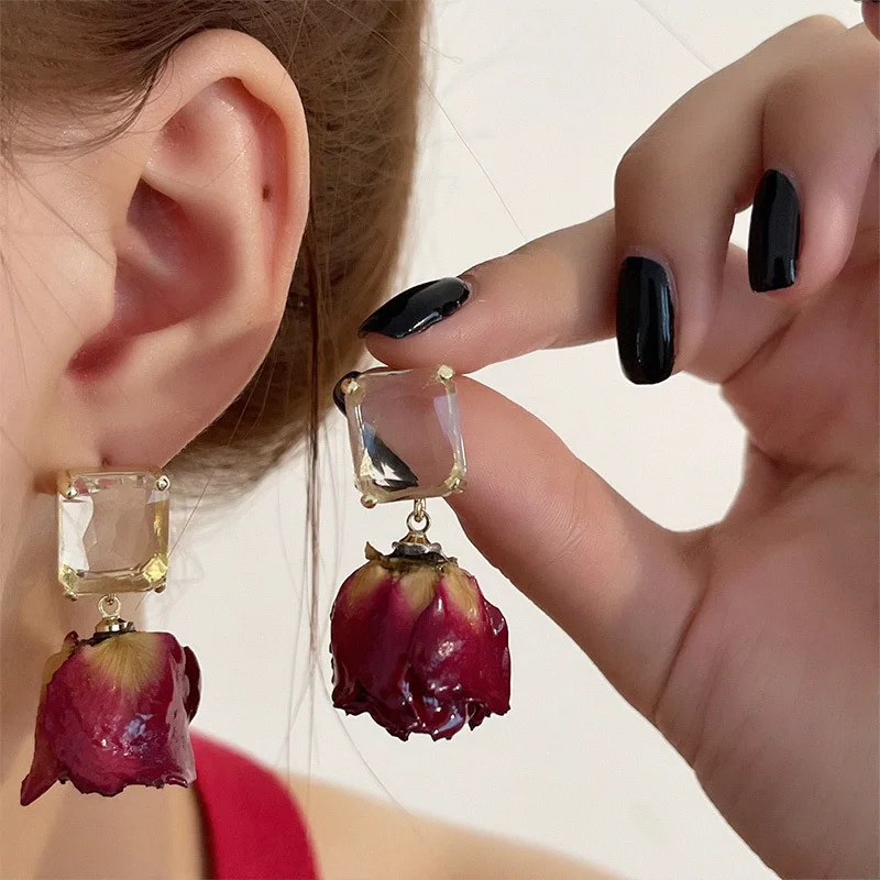 

Mori super fairy glass crystal immortal flower earrings INS Net star girl luxury soft rose earrings