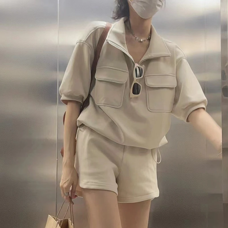 

Casual Sports Suit Women Summer Fashion Small Wear A Full Set of Sweater Short-Sleeved Shorts Two-Piece