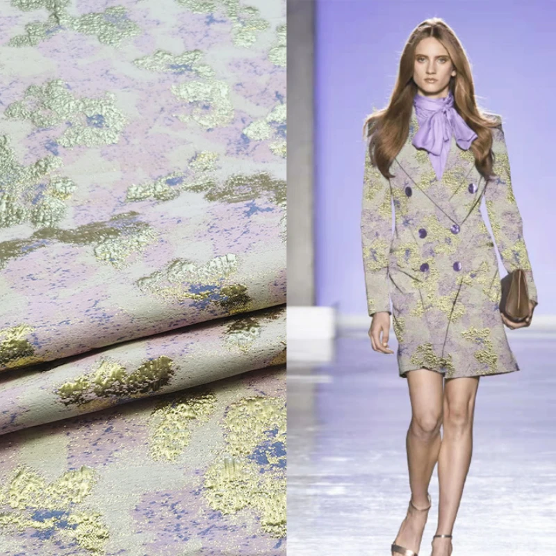 

European and American gold silk jacquard dress fabricsLuxurious windbreaker large swing skirt brocade haute couture fabric