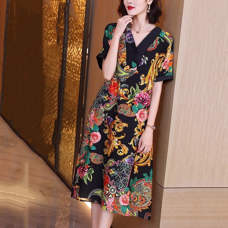 

Real silk V -neck print dress female 2022 Summer new temperament luxurious crushing mulberry silk long skirt short sleeve dress