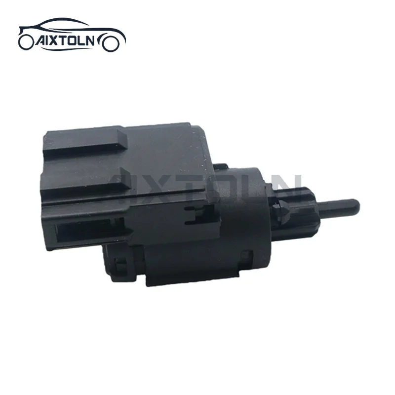 Фото Датчик стоп-сигнала для Audi TT 8N3 MK1, A3 8L, A4, VW Golf IV, Jetta, Passat, Skoda Octavia, SEAT Leon, автозапчасти 1J0945511D, 1J0945511A №4