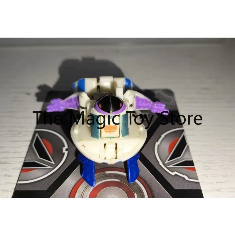 Фото Оригинальная фигурка Sega Bakugan первого поколения, 2,5 дюйма, «Огненно-прозрачный синий ящерица» — редкая, снятая с производства прозрачная фигурка-игрушка. №4