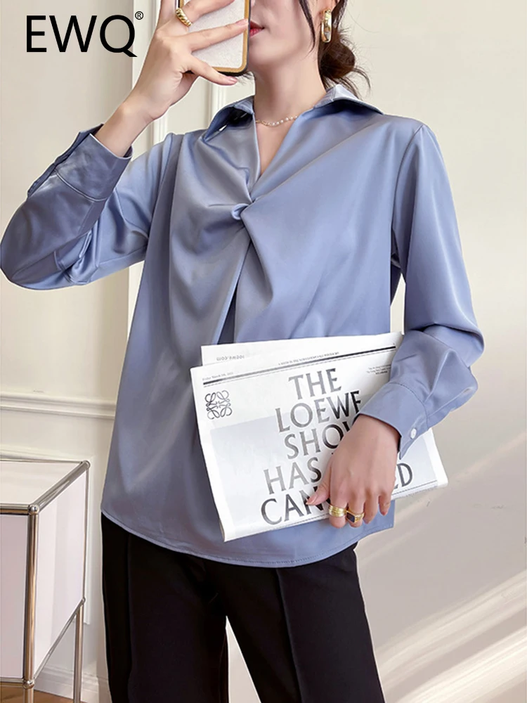 

Элегантная атласная офисная рубашка EWQ для женщин, однотонный пуловер с отворотом и длинным рукавом, блузки, модные женские топы, Новинка ле...