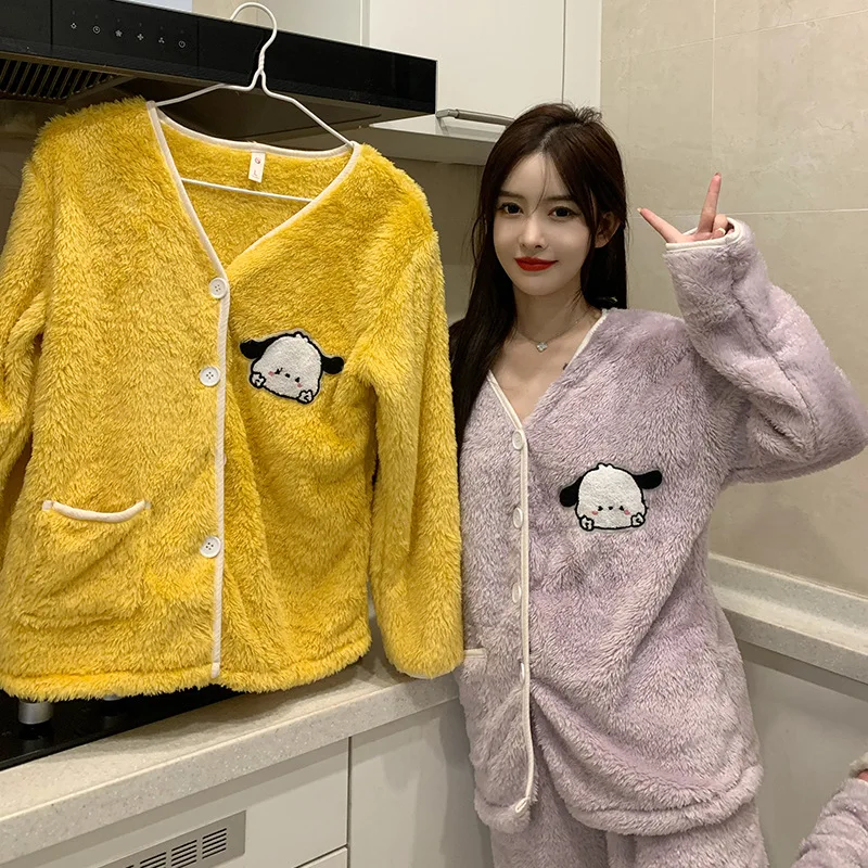 

Милые пижамы из кораллового бархата Sanrio понравико, домашняя одежда, утепленная, сохраняющая тепло, удобный Рождественский подарок для деву...