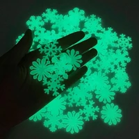 2022 50pcs luminous snowflake wall stickers glow in the dark decal for kids baby rooms bedroom christmas home decoration navidad