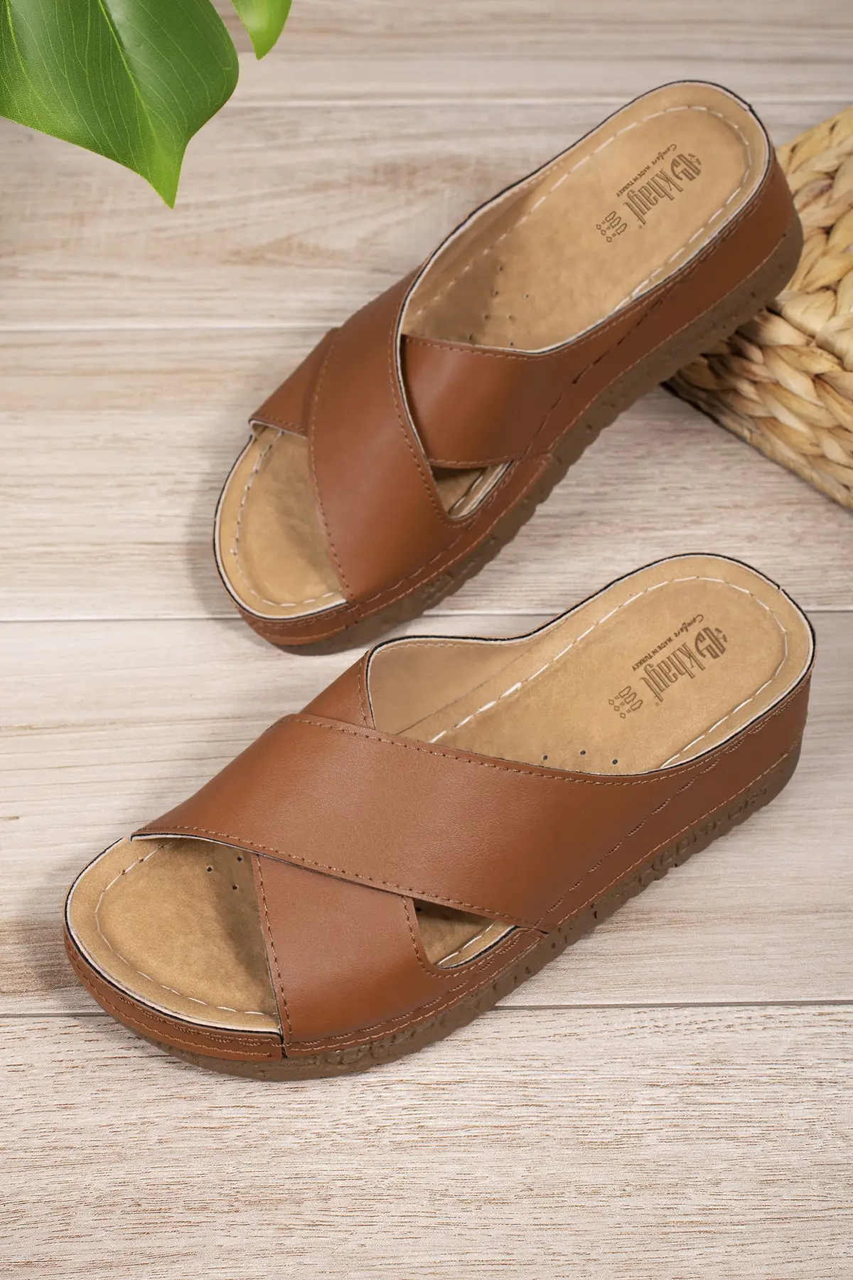 

Pearl Anatomical Orthopedic Comfort Base Daily Women Slippers