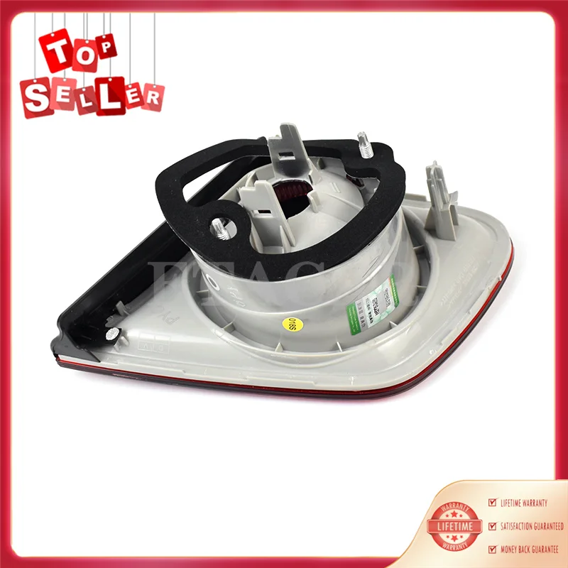 Задний фонарь в сборе с левой стороны водителя на Volkswagen Jetta 2005 2006 2007 гг. 1K 5945093 J