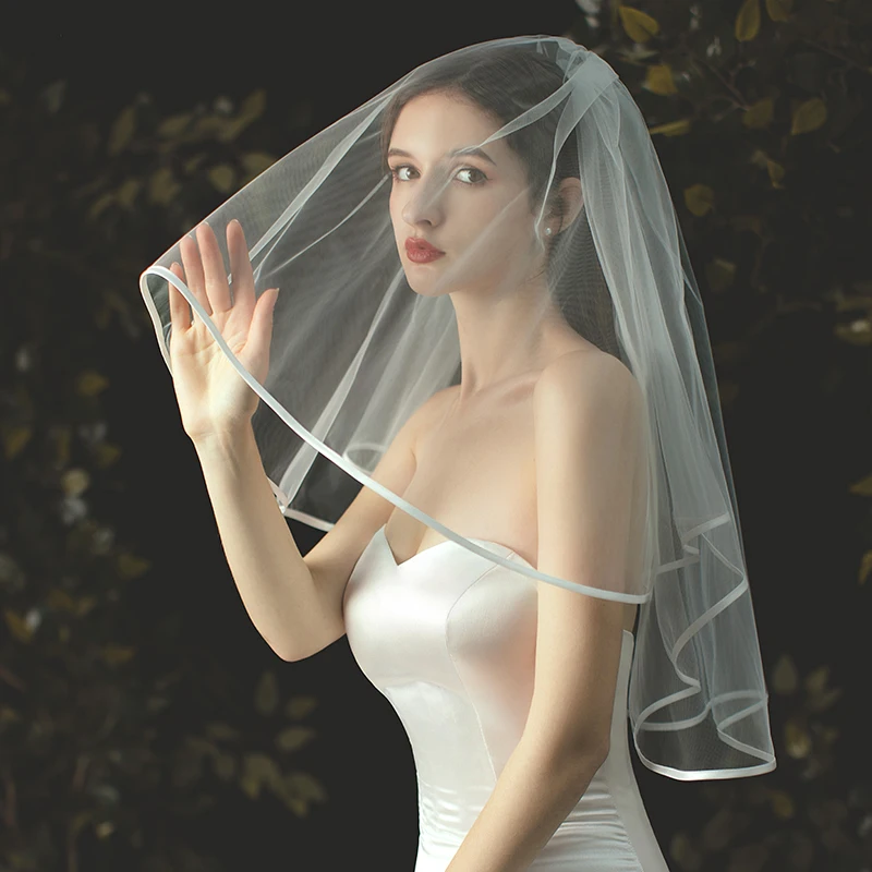 

V703 Elegant Wedding Bridal Short White Blusher Veil Soft Tulle 2-Layer Cut Edge Bride Shoulder Veil Women Wed Accessories