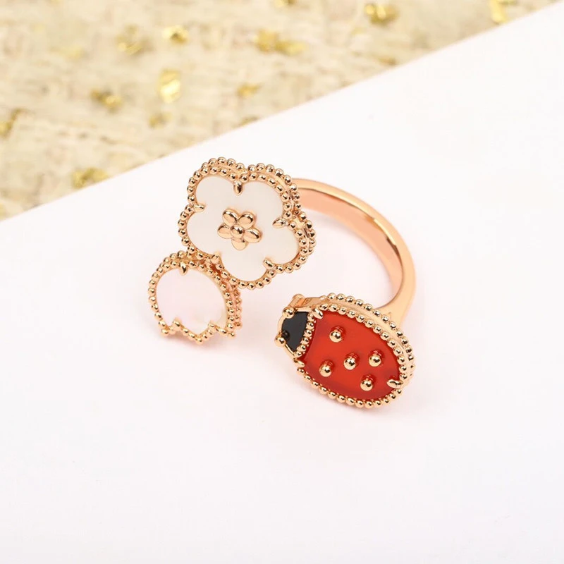 

2023 New Rose Gold Plum Blossom Ladybug Ring for Women's Spring Charming Fashion Brand Advanced Party Jewelry